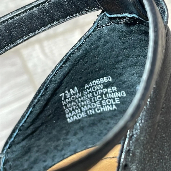 NWOT Kenneth Cole Reaction Know Show Strappy Floral Black Leather High H… - Picture 7 of 16